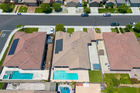 View/Area - 2254 Maple Hollow Ln, Manteca, CA 95336 photo 2 of 2