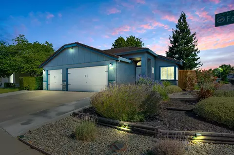 8797 Fallbright Way, Elk Grove, CA 95624