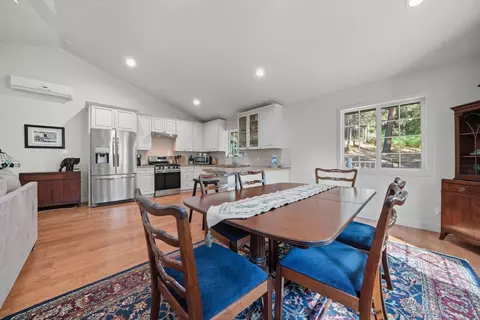 Dining - 19717 Sutter Creek Rd, Sutter Creek, CA 95685 photo 1 of 4