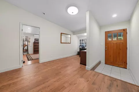 Entry Way - 19717 Sutter Creek Rd, Sutter Creek, CA 95685 photo 3 of 7