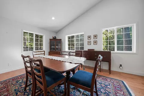 Dining - 19717 Sutter Creek Rd, Sutter Creek, CA 95685 photo 2 of 4