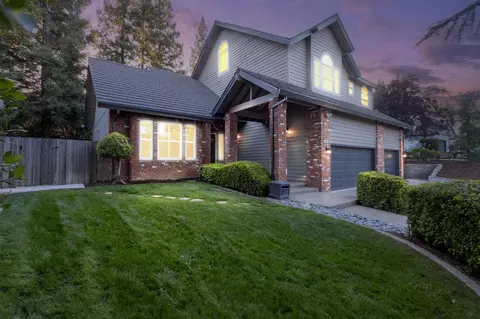 147 American River Canyon Dr, Folsom, CA 95630