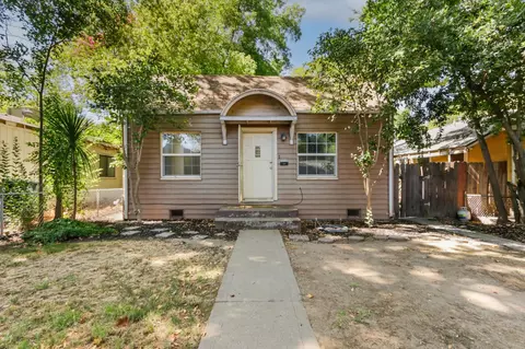 3132 B St, Sacramento, CA 95816