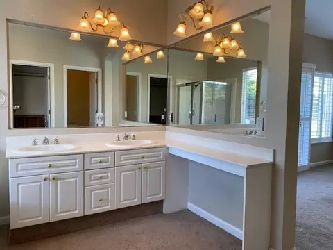 Bath - 4101 Preservation Ct, Modesto, CA 95357 photo 4 of 4