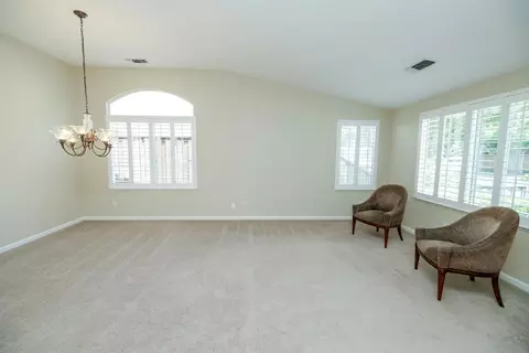Living - 4101 Preservation Ct, Modesto, CA 95357 photo 2 of 10