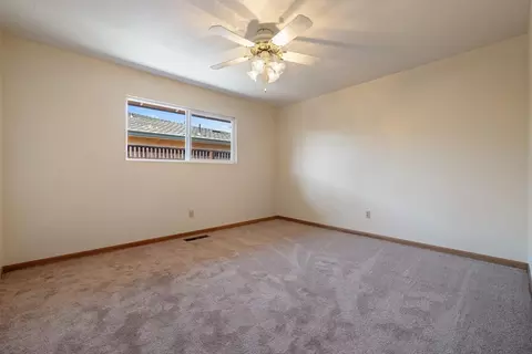 900 Meadowood Dr, Modesto, CA 95355 photo 20