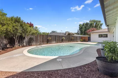 900 Meadowood Dr, Modesto, CA 95355 photo 35