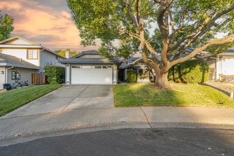 209 Windward Way, Roseville, CA 95678