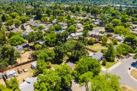 View/Area - 5618 Beech Ave, Orangevale, CA 95662 photo 14 of 16