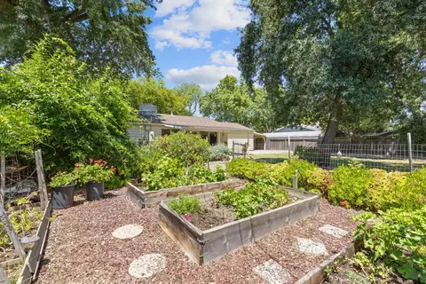 Exterior - 5618 Beech Ave, Orangevale, CA 95662 photo 13 of 22
