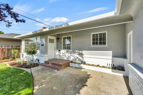 525 Gerard Dr, Lodi, CA 95242 photo 3