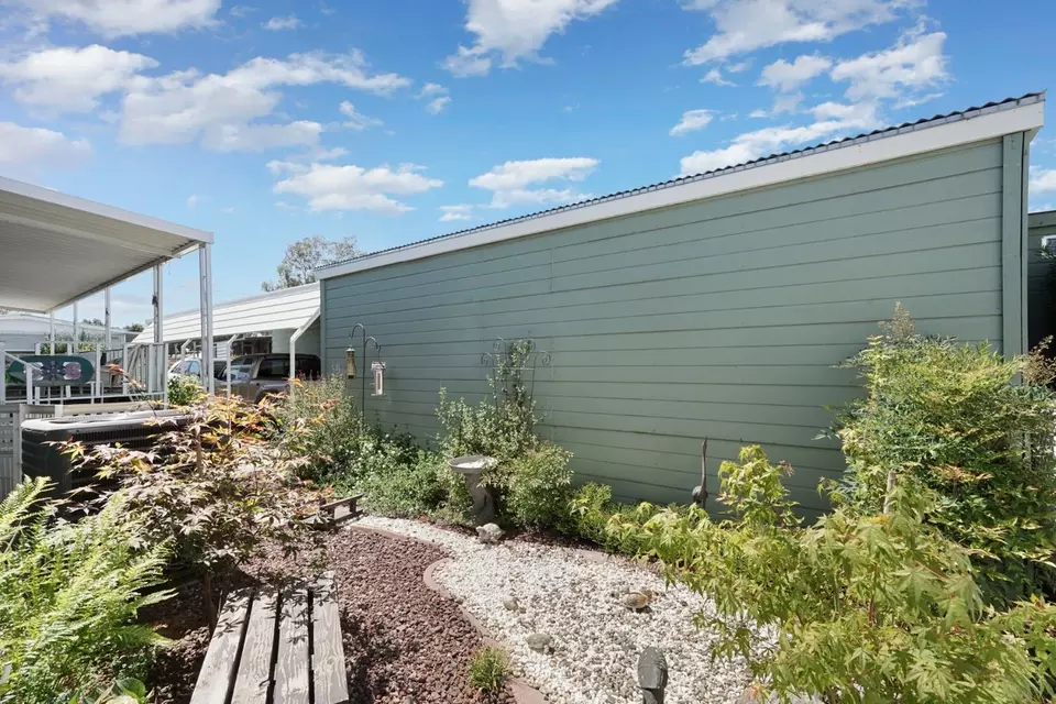 Exterior - 130 Camino Real Dr, Lodi, CA 95240 photo 7 of 10