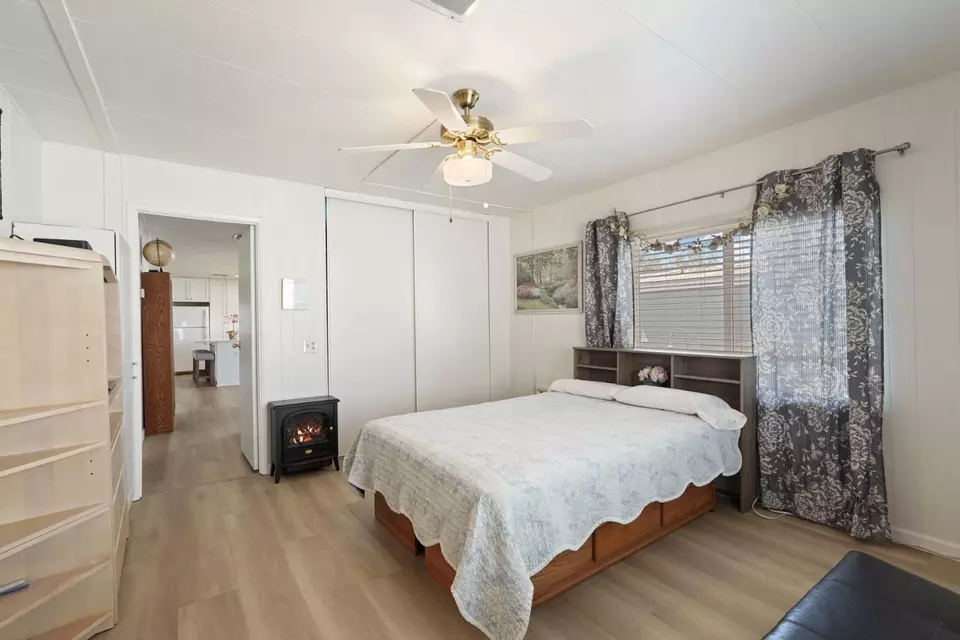 Bedroom - 130 Camino Real Dr, Lodi, CA 95240 photo 2 of 5