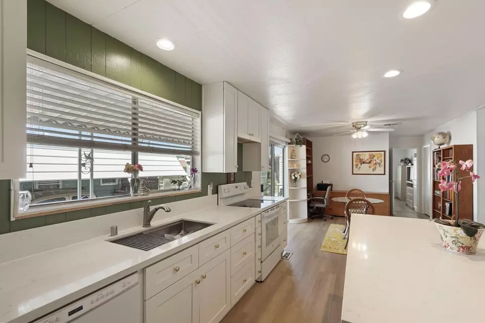 Kitchen - 130 Camino Real Dr, Lodi, CA 95240 photo 7 of 8