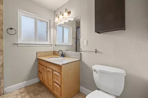Bath - 5265 4th St, Rocklin, CA 95677 photo 1 of 2