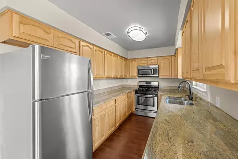 Kitchen - 5265 4th St, Rocklin, CA 95677 photo 1 of 3