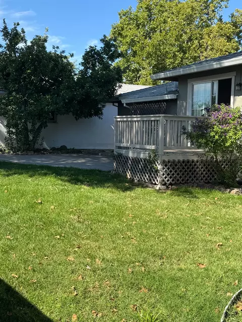 Exterior - 5265 4th St, Rocklin, CA 95677 photo 6 of 8