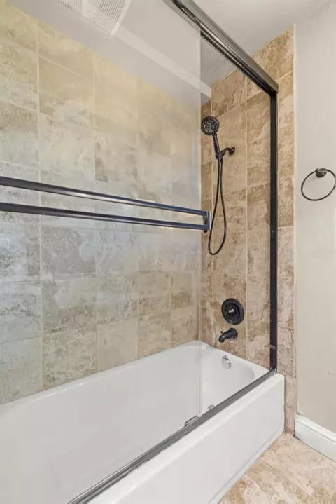 Bath - 5265 4th St, Rocklin, CA 95677 photo 2 of 2
