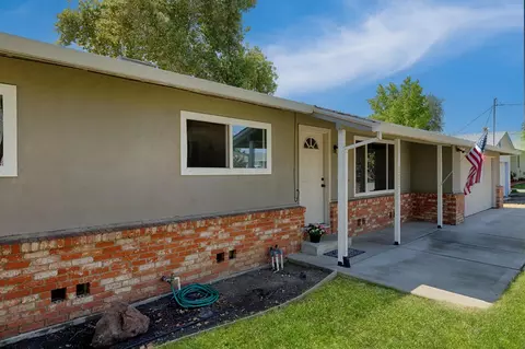 Exterior - 5265 4th St, Rocklin, CA 95677 photo 4 of 8