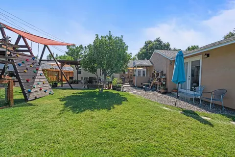 Exterior - 411 Santa Barbara Ave, Modesto, CA 95354 photo 11 of 11