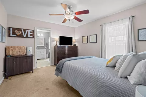 Bedroom - 411 Santa Barbara Ave, Modesto, CA 95354 photo 2 of 5