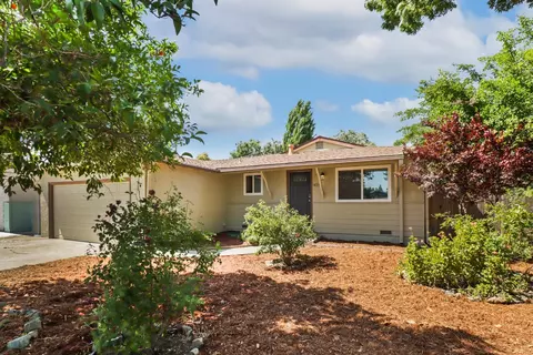 1629 Pacific Dr, Davis, CA 95616 photo 1