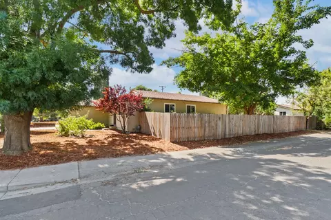 Exterior - 1629 Pacific Dr, Davis, CA 95616 photo 13 of 15
