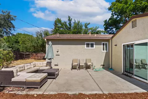 Exterior - 1629 Pacific Dr, Davis, CA 95616 photo 12 of 15