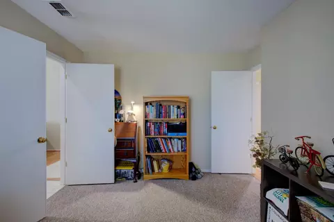 Bedroom - 4925 Wild Rose Dr, Salida, CA 95368 photo 2 of 5