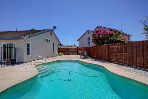 Exterior - 4925 Wild Rose Dr, Salida, CA 95368 photo 9 of 11
