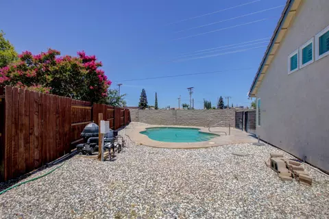 Exterior - 4925 Wild Rose Dr, Salida, CA 95368 photo 8 of 11
