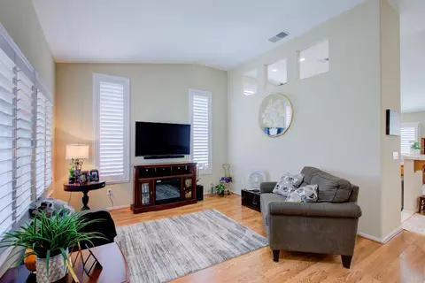 Living - 4925 Wild Rose Dr, Salida, CA 95368 photo 2 of 6