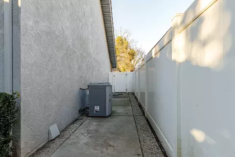 2408 Van Valin Pl, Modesto, CA 95356 photo 23
