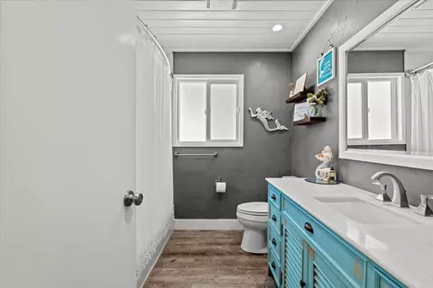 Bath - 608 Nome Ave, Modesto, CA 95350 photo 3 of 3