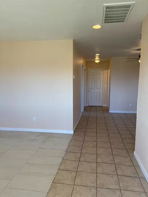 Entry Way - 4654 Powerline Rd, Olivehurst, CA 95961 photo 1 of 1