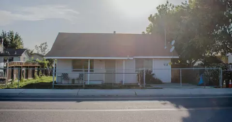4654 Powerline Rd, Olivehurst, CA 95961