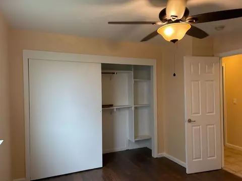 Bedroom - 4654 Powerline Rd, Olivehurst, CA 95961 photo 2 of 3