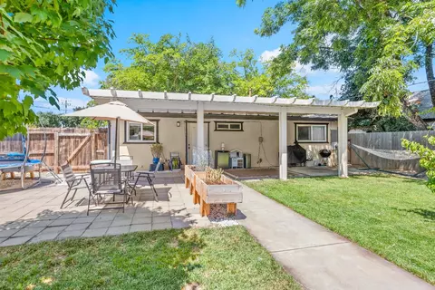 Exterior - 107 E St, Lincoln, CA 95648 photo 4 of 6