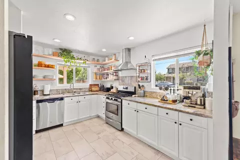 Kitchen - 107 E St, Lincoln, CA 95648 photo 2 of 3