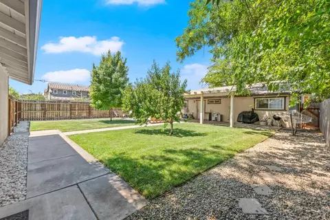 Exterior - 107 E St, Lincoln, CA 95648 photo 2 of 6