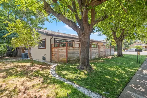 Exterior - 107 E St, Lincoln, CA 95648 photo 6 of 6