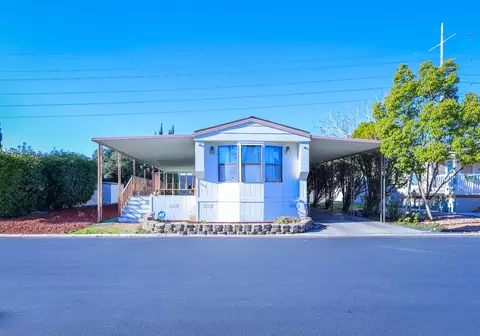 3950 Mack Rd #140, Sacramento, CA 95823