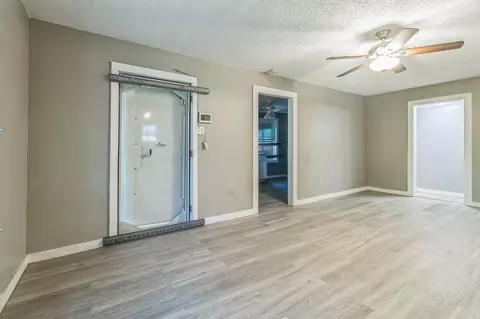 Living - 28127 Mono, Madera, CA 93638 photo 3 of 4