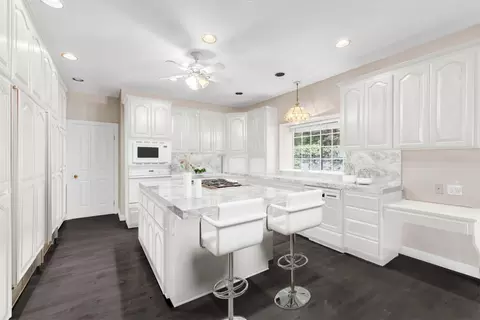 2220 Garfield Ave, Carmichael, CA 95608 photo 6
