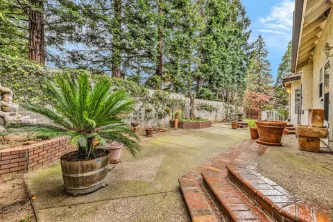 2220 Garfield Ave, Carmichael, CA 95608 photo 23