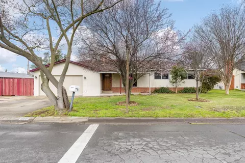 Exterior - 3801 Horton Ln, Carmichael, CA 95608 photo 3 of 10