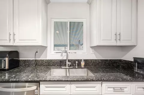 Kitchen - 3801 Horton Ln, Carmichael, CA 95608 photo 4 of 5