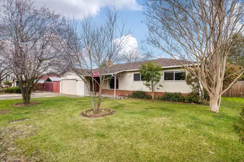 Exterior - 3801 Horton Ln, Carmichael, CA 95608 photo 2 of 10