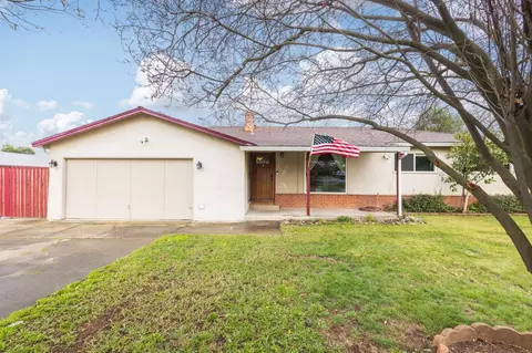 Exterior - 3801 Horton Ln, Carmichael, CA 95608 photo 4 of 10