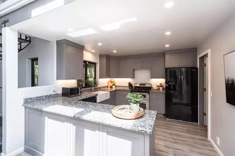Kitchen - 1638 Swansboro Rd, Placerville, CA 95667 photo 2 of 5